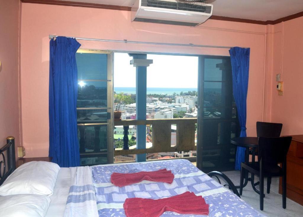 Oyo 851 On Hill Residence Patong Eksteriør billede