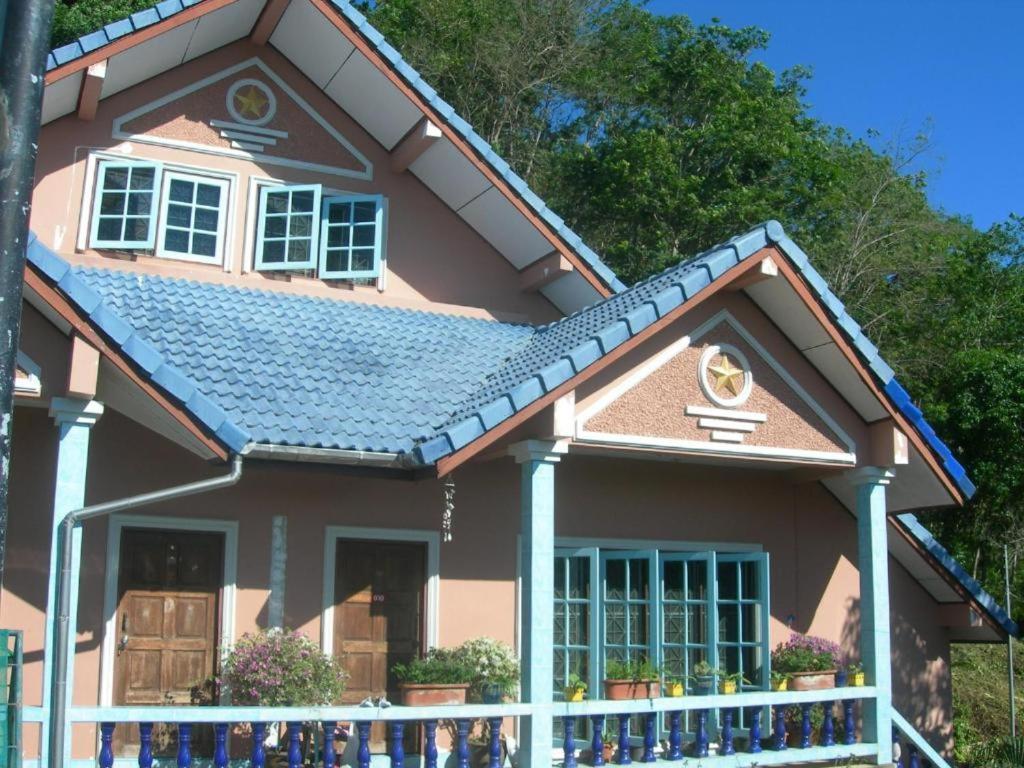 Oyo 851 On Hill Residence Patong Eksteriør billede