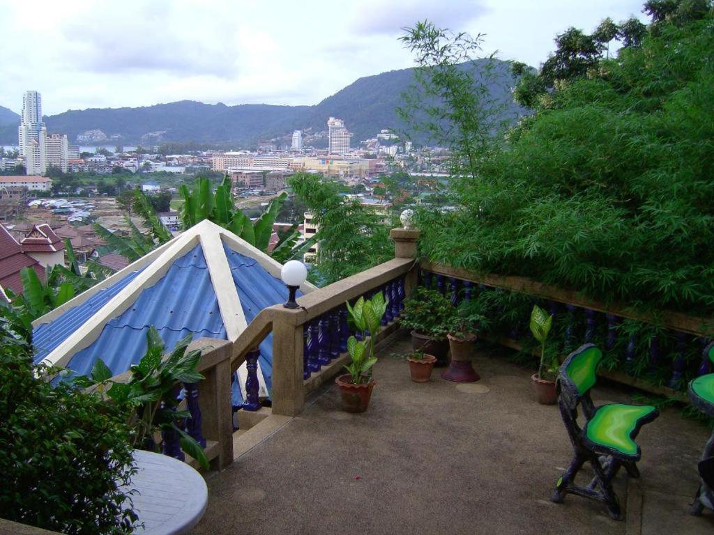 Oyo 851 On Hill Residence Patong Eksteriør billede