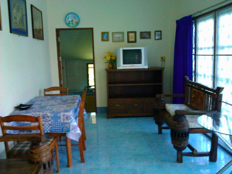 Oyo 851 On Hill Residence Patong Eksteriør billede