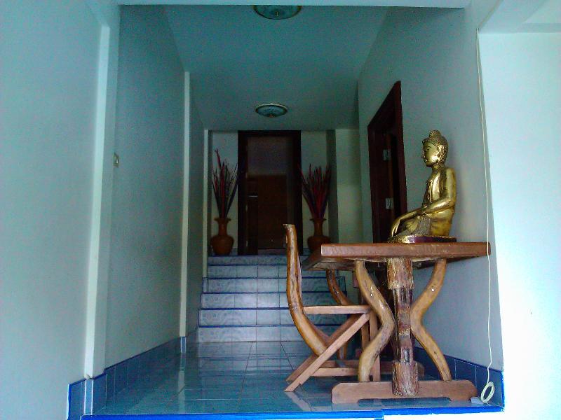 Oyo 851 On Hill Residence Patong Eksteriør billede
