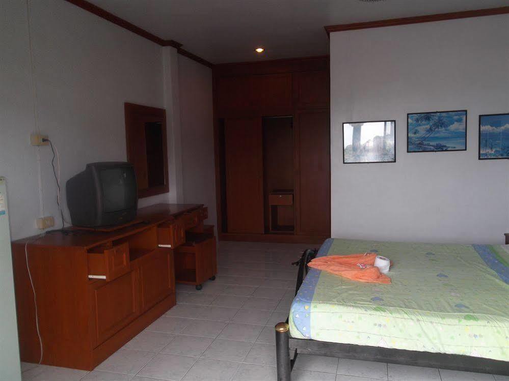 Oyo 851 On Hill Residence Patong Eksteriør billede